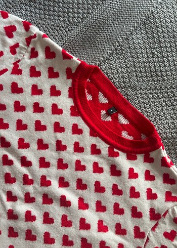 Kırmızı Kalp Desenli Kadın Triko Kazak - Görsel 2
