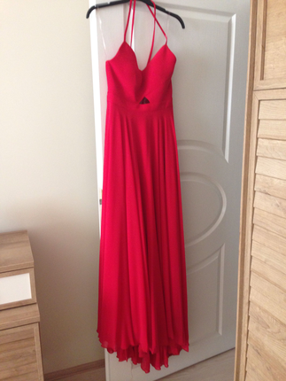 Kırmızı şık elbise