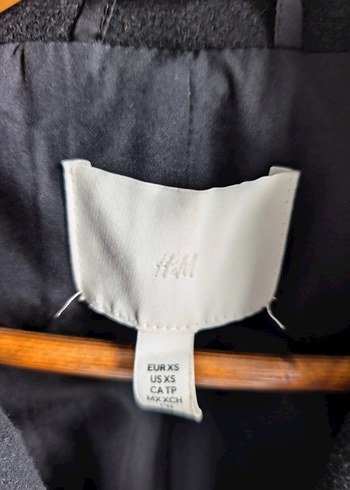 Siyah Çift Düğmeli Kısa Kaban - Görsel 3