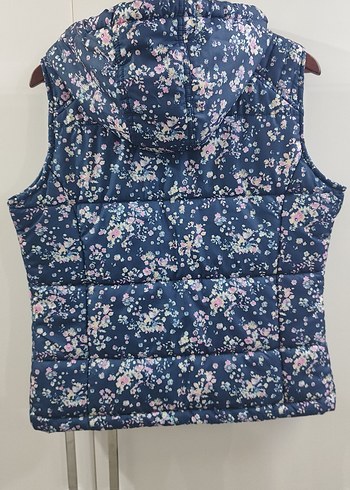 LCW Çiçek Desenli Kapüşonlu Mavi Kadın Yelek - Görsel 2