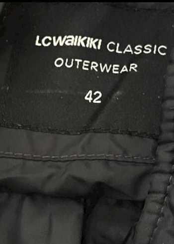 LCW Siyah Kadın Midi Kışlık Mont - Görsel 6