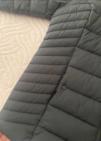 LCW Siyah Kadın Midi Kışlık Mont - Görsel 2