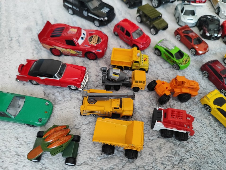 Renkli Mini Oyuncak Arabalar Seti - Görsel 3