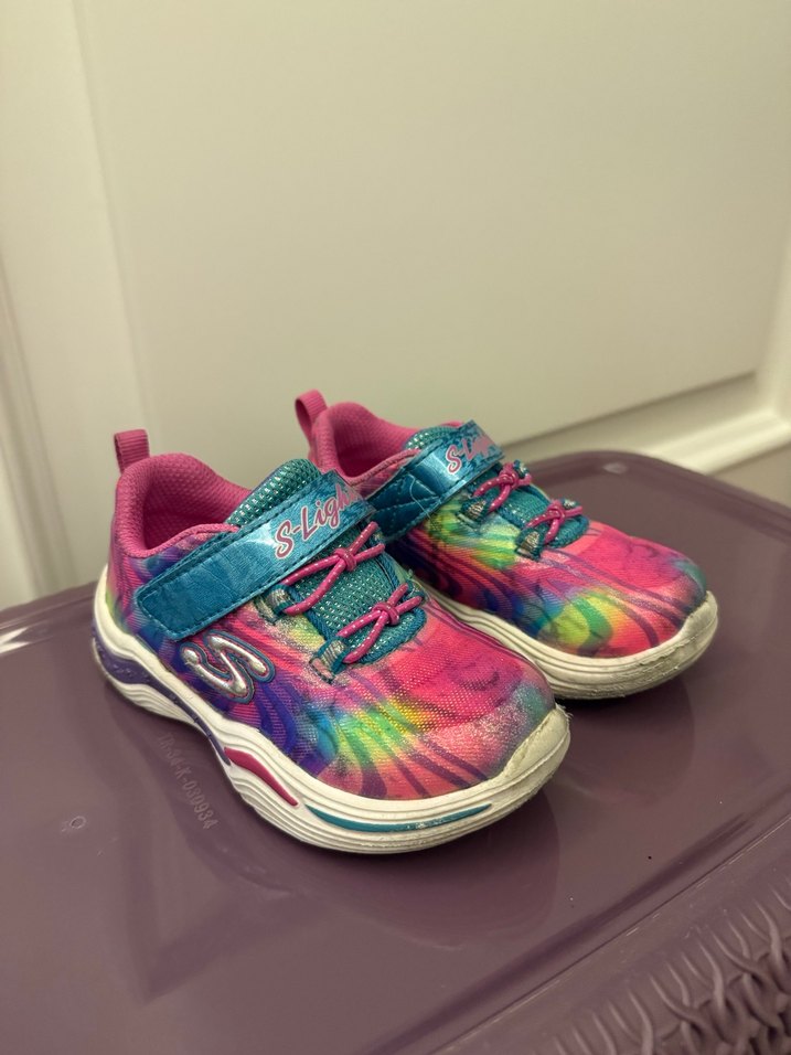 Skechers renkli ışıklı kız çocuk spor ayakkabı - Görsel 5