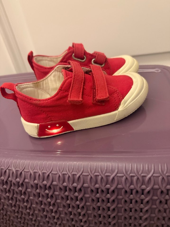 Vicco ışıklı kırmızı spor ayakkabı - Görsel 2