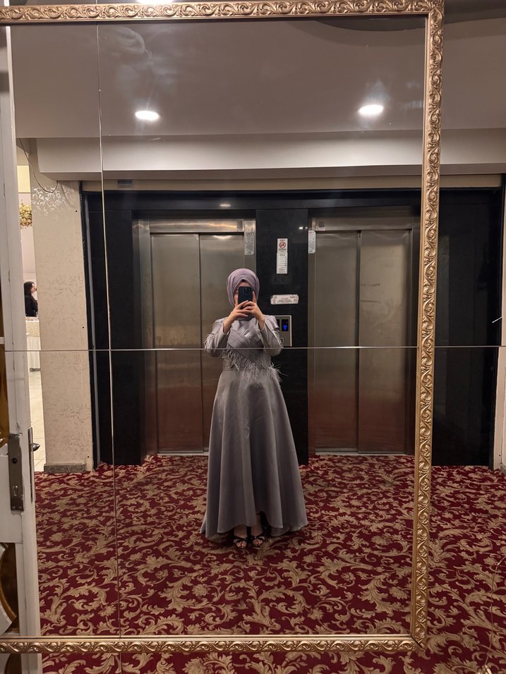 Gri Uzun Kollu Drapeli Abiye Elbise - Görsel 2