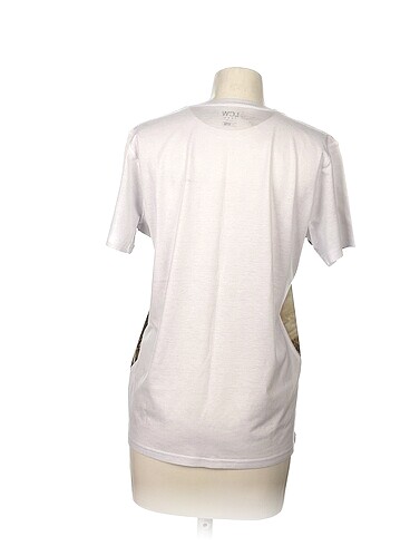 l Beden LC Waikiki T-shirt %70 İndirimli.