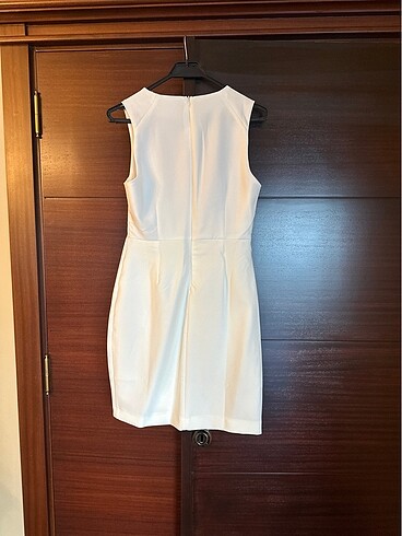 BEYAZ KOLSUZ ELBİSE - Görsel 2
