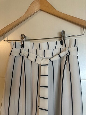 PULL & BEAR ÇİZGİLİ PANTOLON - Görsel 2