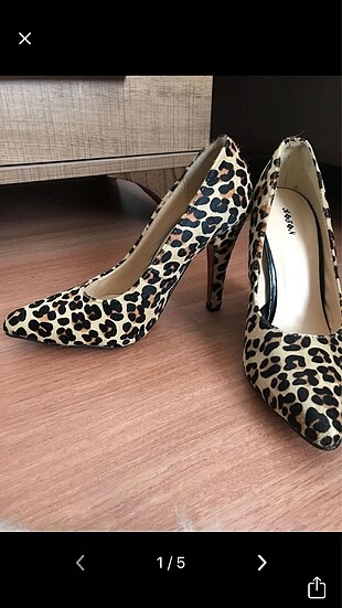 Leopar desenli topuklu