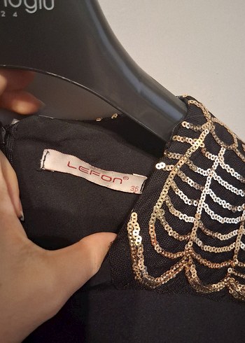 Payet Detaylı Uzun Kollu Siyah Bluz - Görsel 4