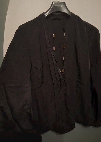 Siyah Düğmeli Uzun Kollu Kadın Gömlek - Görsel 2