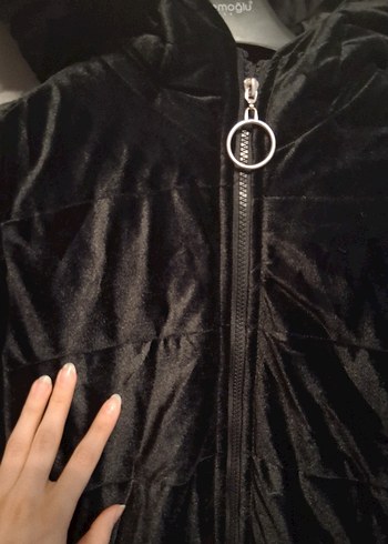 Kürk Detaylı Siyah Kadın Kışlık Mont - Görsel 2