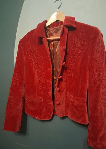 Nakışlı Kırmızı Kadın Süet Ceket - Görsel 2