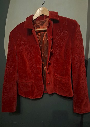 Nakışlı Kırmızı Kadın Süet Ceket - Görsel 3