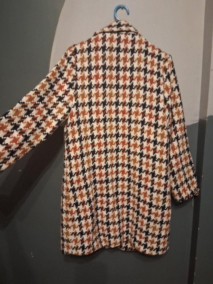 Düğmeli Kahverengi Desenli Kadın Kaban - Görsel 4