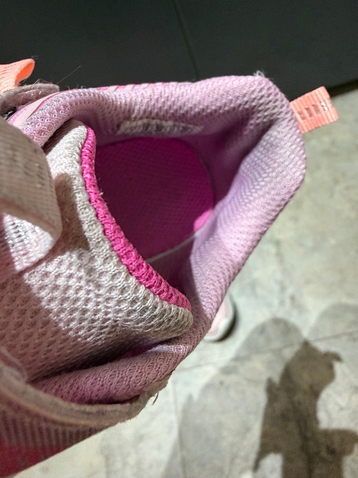 Kız Çocukları İçin Pastel Renkli Bağcıksız Spor Ayakkabı - Görsel 3