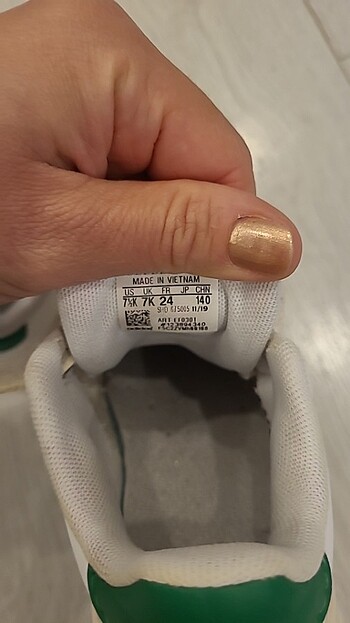 24 Beden yeşil Renk Adidas çocuk ayakkabısı