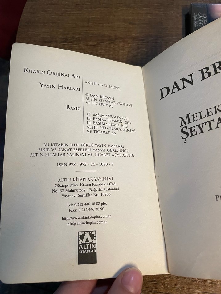 Melekler ve Şeytanlar - Dan Brown - Görsel 2