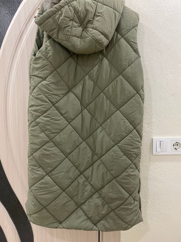 Uzun Kesim Kapüşonlu Kadın Yelek - Görsel 5