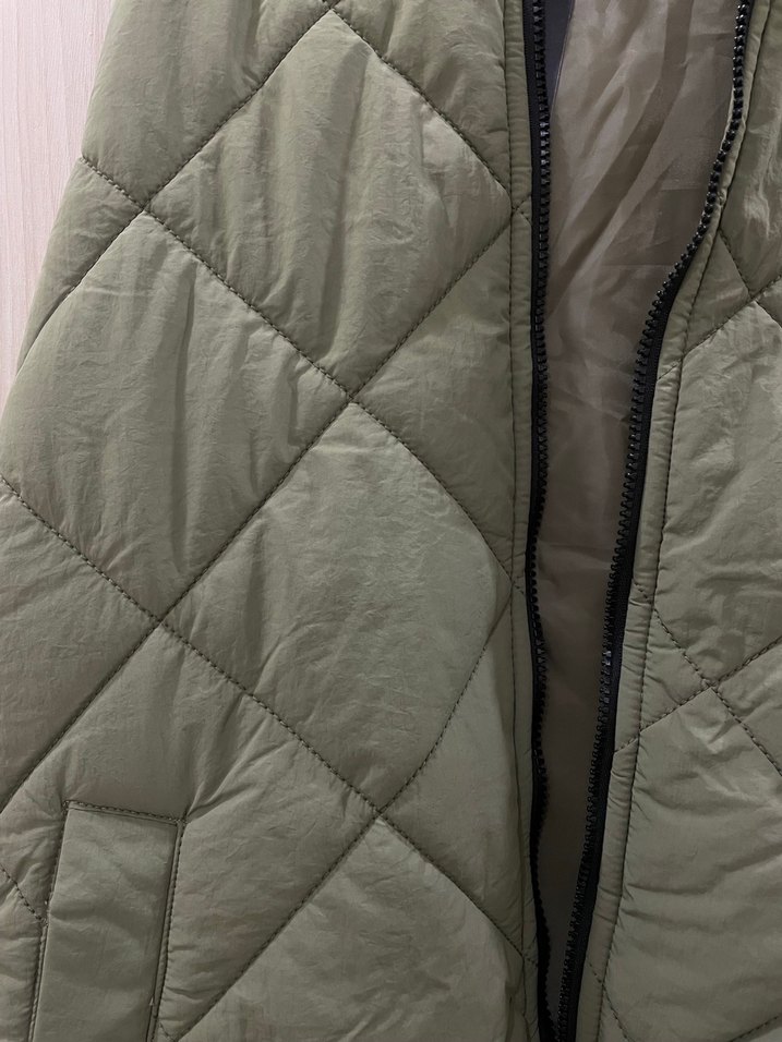 Uzun Kesim Kapüşonlu Kadın Yelek - Görsel 4