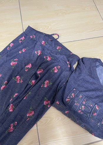 lacivert Çiçek Desenli pijama - Görsel 2