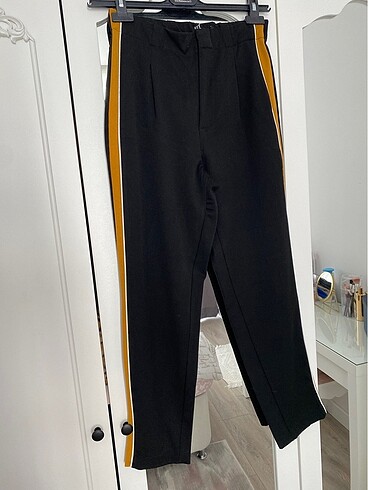 xs Beden Zara pantolon