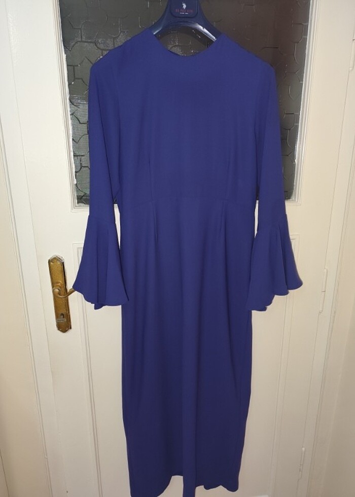 Kolları volanlı mor uzun elbise  - Görsel 2