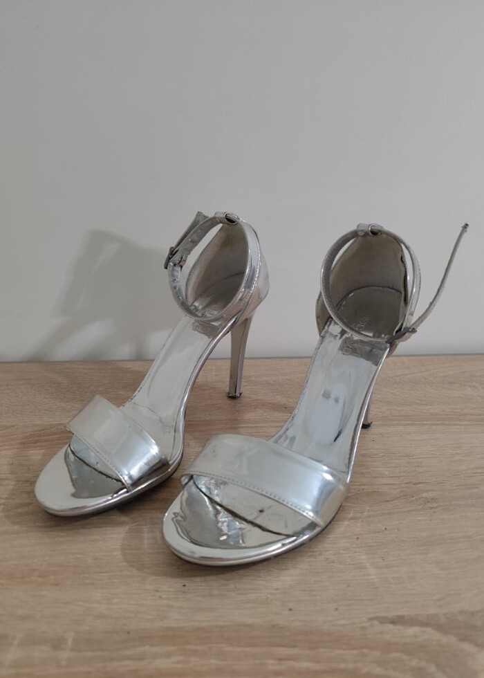 Gümüş renkli abiye ayakkabı - Görsel 5
