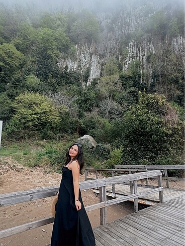 l Beden Siyah drape detaylı maxi elbise