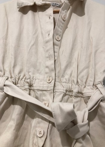 Bej Kemerli Kısa Kadın Tulum - Görsel 2