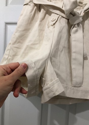 Bej Kemerli Kısa Kadın Tulum - Görsel 3