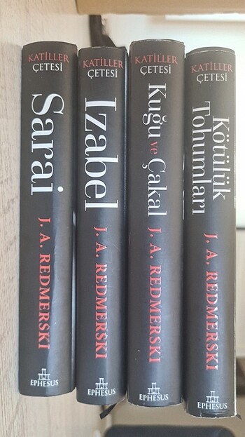 Katiller Çetesi serisi ilk 4 kitap