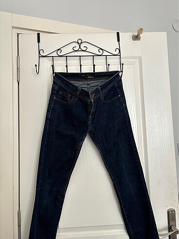 Sevenhill Jean