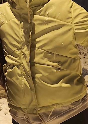 Pull and Bear Düğmeli, Midi Boy, Salaş Kesim Yeşil Kadın mont