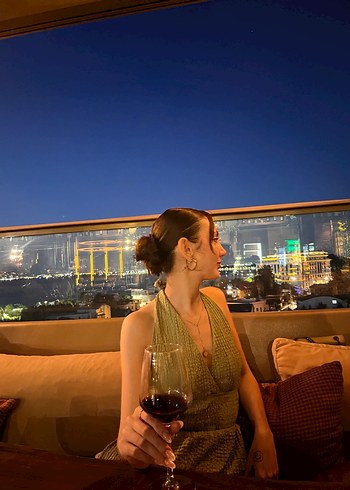 V Yaka Kolsuz Mini Haki Tulum - Görsel 4