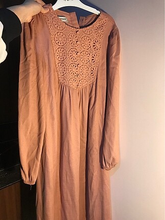 Pembe tunik