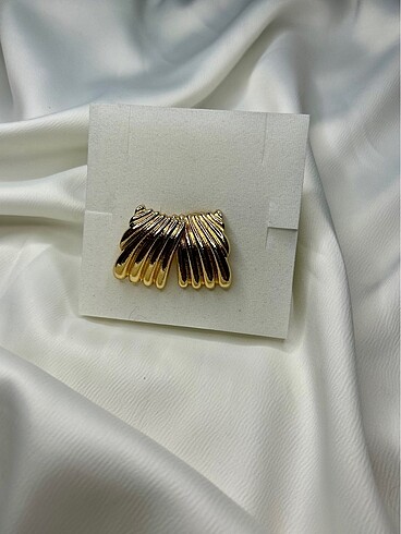 GOLD renk küpe