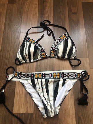 zeki bikini takımı