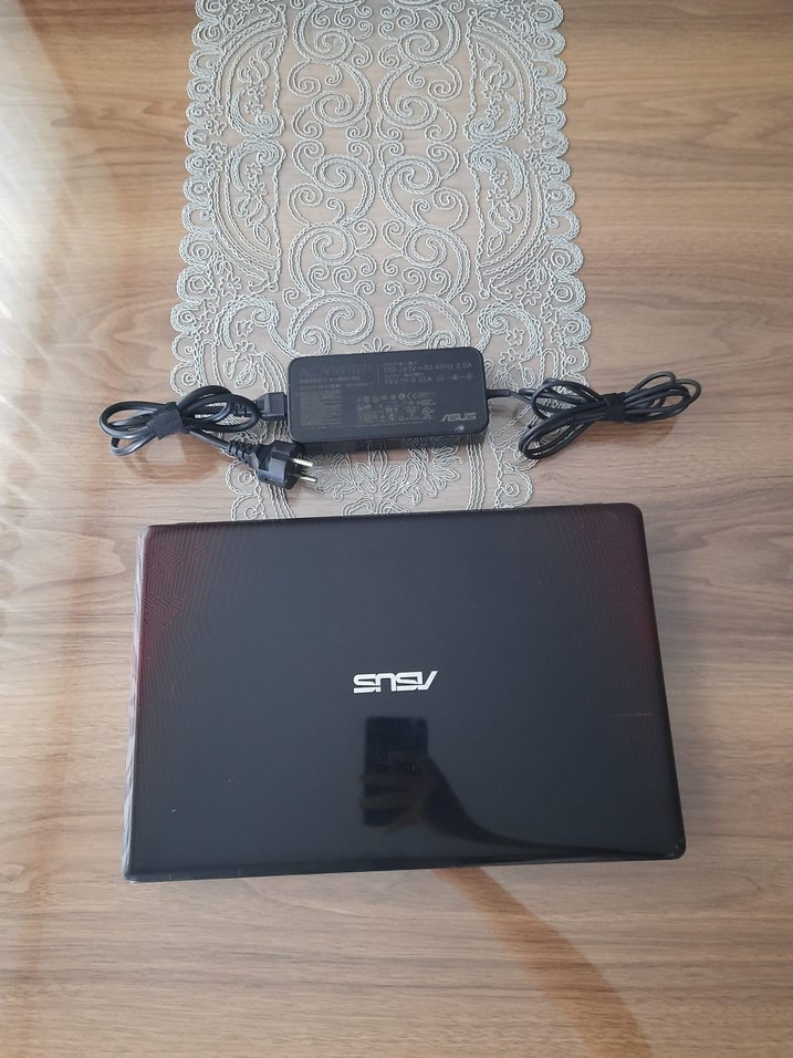 Kırmızı Asus Dizüstü Bilgisayar - Görsel 5