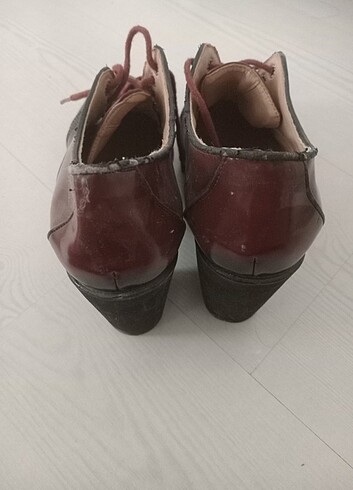 38 Beden bordo Renk Borda parlak deri bot