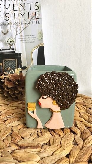 Kız kalemlik & saksı modeli