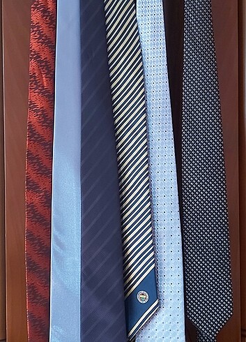 Sarar kravatlar