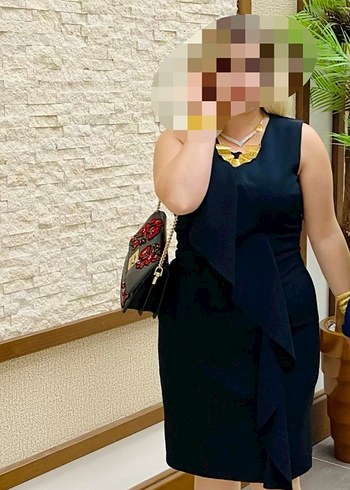 Yılan Desenli Siyah Drapeli Midi Kalem Elbise