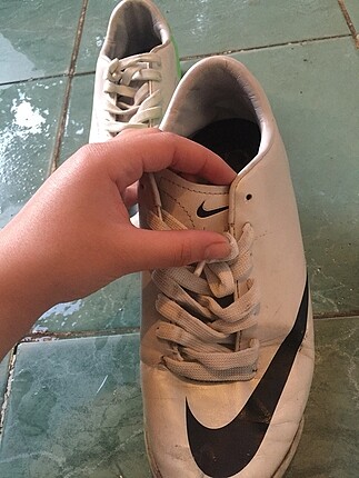 40 Beden Spor ayakkabı