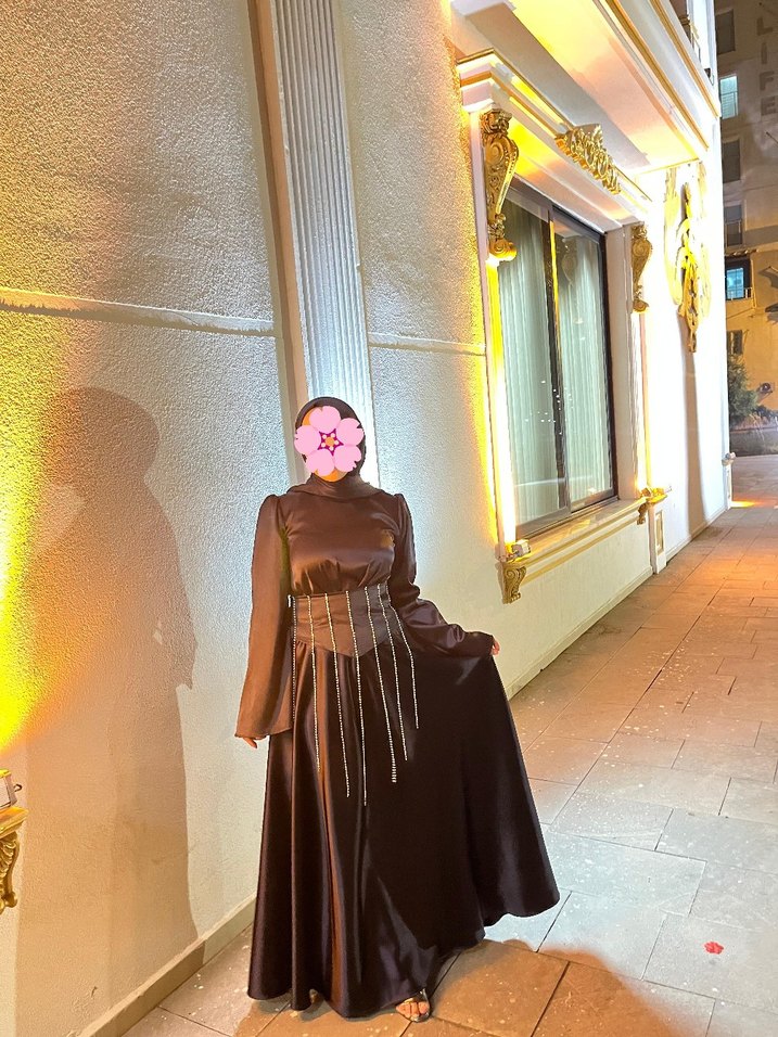 Uzun kemerli taşlı abiye - Görsel 2