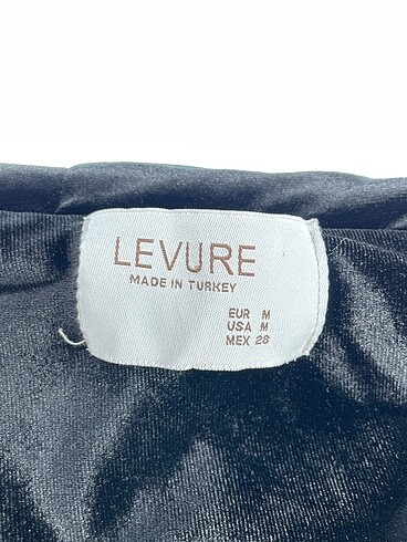 m Beden siyah Renk PreLoved Mont %70 İndirimli.