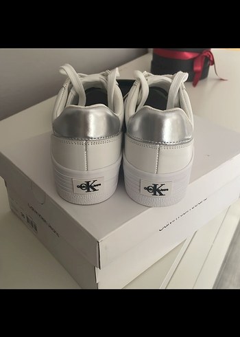 36 Beden beyaz Renk calvin klein spor ayakkabı