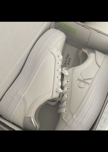 36 Beden calvin klein spor ayakkabı