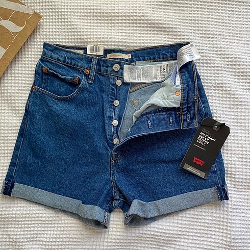 Levis Levıs